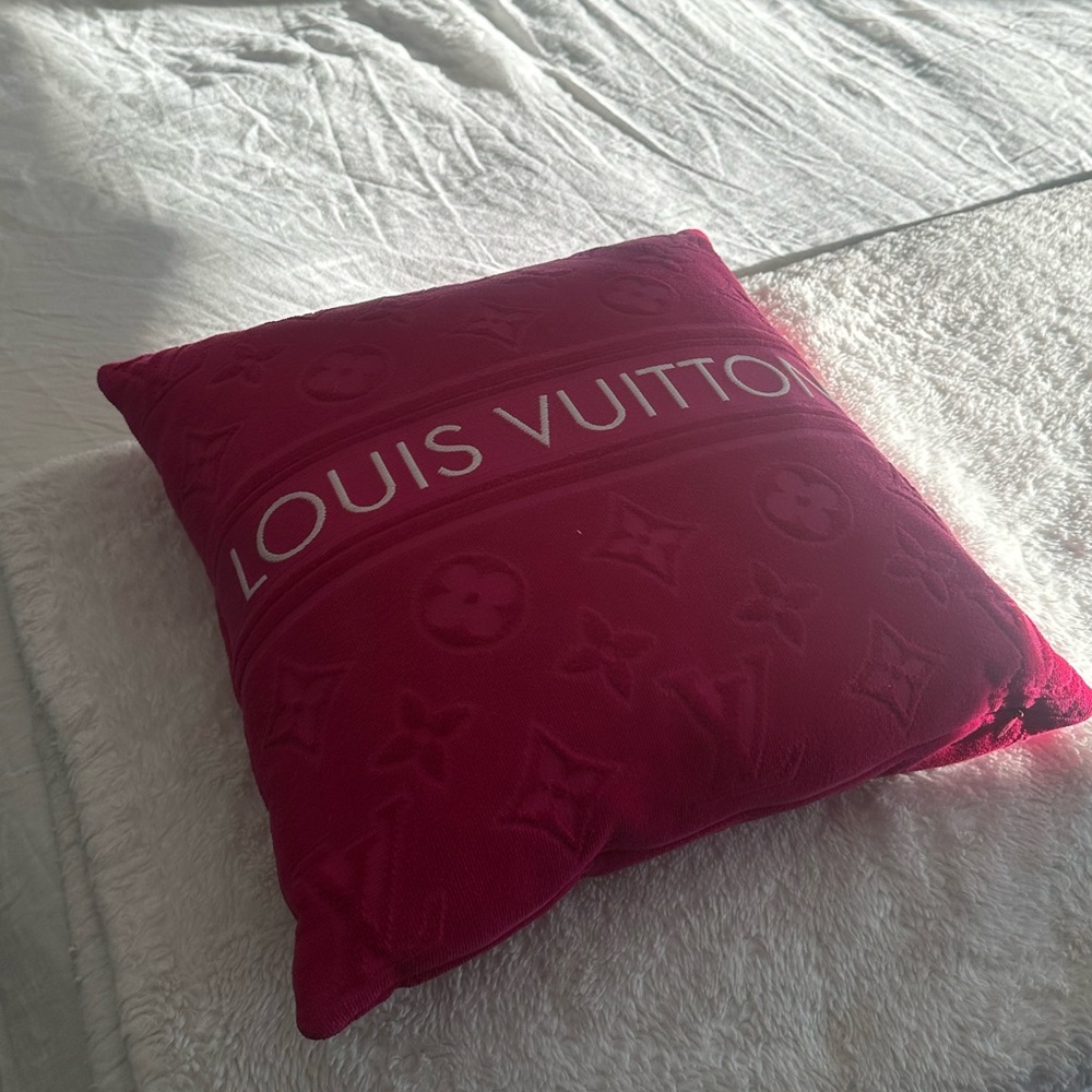 Brand new Louis Vuitton pillow for sale